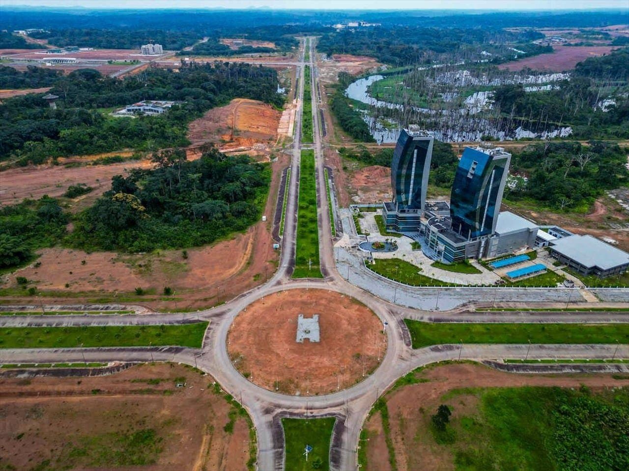 Guinée équatoriale : Sogea Satom ramène sa facture de 35 à 19 milliards de FCFA sur des chantiers de Ciudad de la Paz