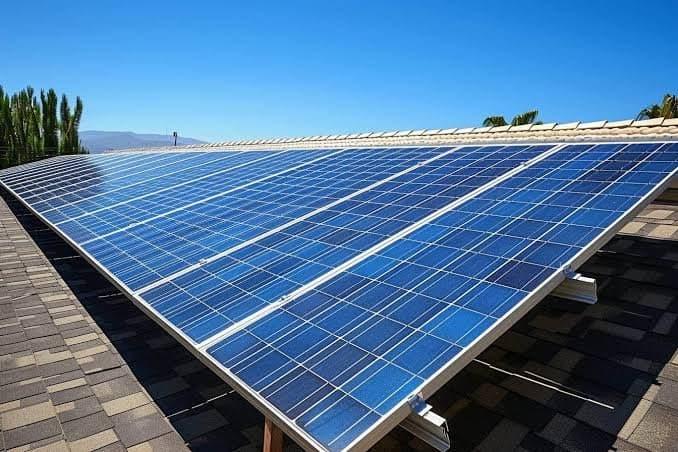 Electricité : La Socadel étudie une cabine solaire pilote de 10 à 15 kWc à Bertoua
