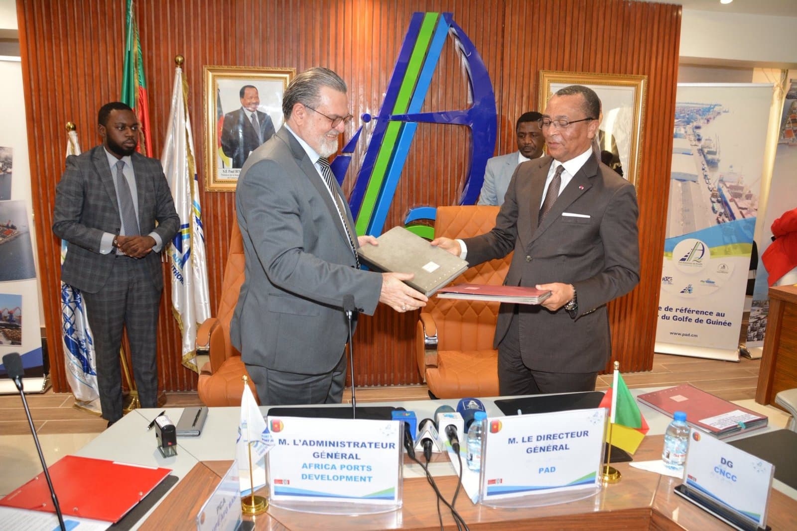 Port autonome de Douala : AFG Bank accorde un prêt de 97 milliards de FCFA à Africa Ports Development pour le lancement de la phase 1 du terminal mixte vraquier