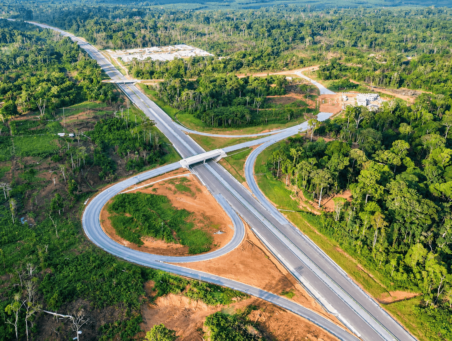 Faible trafic, recettes décevantes et dégradation, le bilan de quatre ans d’exploitation de l’autoroute Kribi-Lolabé