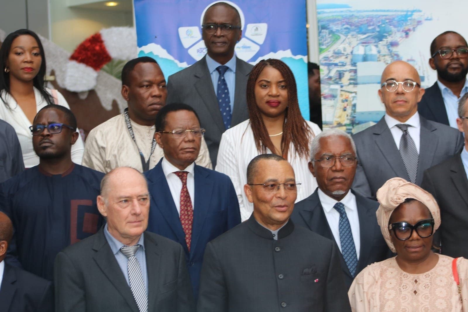 Port autonome de Douala : Le pool bancaire CCA Bank, Bange Bank et Banque Atlantique mobilise 70 milliards de FCFA l’extension du terminal à conteneurs