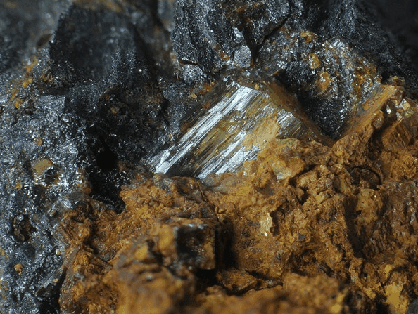 Rutile d’Akonolinga : Le Cameroun lance un appel aux investisseurs pour relancer l’exploitation