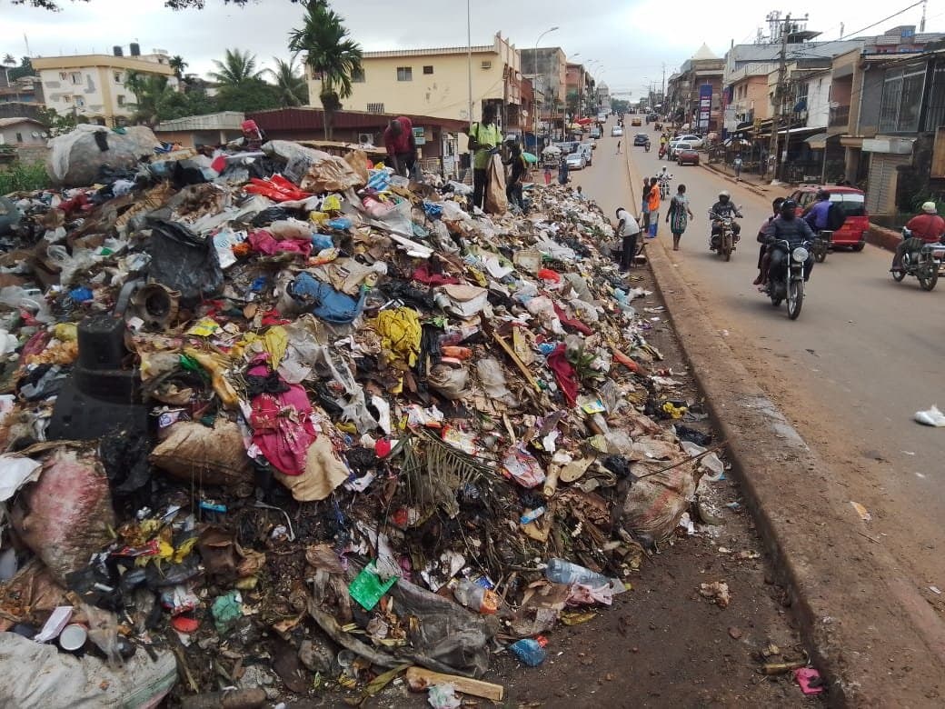 Insalubrité : La commune de Yaoundé 6 étouffe sous les ordures