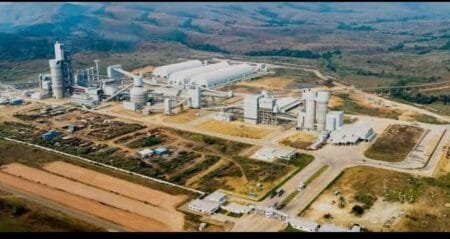 Aliko Dangote dote la Côte d’Ivoire d’une cimenterie d’une capacité production annuelle de 3 millions de tonnes