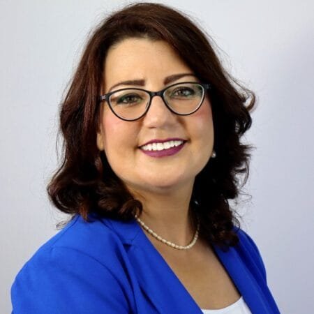 Asmaa BENSLIMANE : « L’avenir des femmes dans les secteurs maritime et portuaire passe par des partenariats stratégiques »