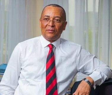 Port de Douala : Cyrus NGO’O étend le contrôle obligatoire aux véhicules importés et ordonne la désactivation du système de la SGS