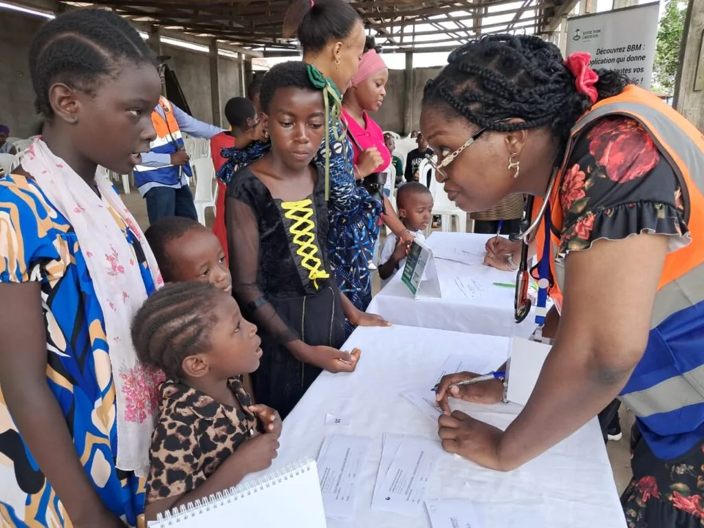 Bange Bank Cameroun au cœur de la solidarité : 615 enfants soignés gratuitement à Bomono Ba Mbengue